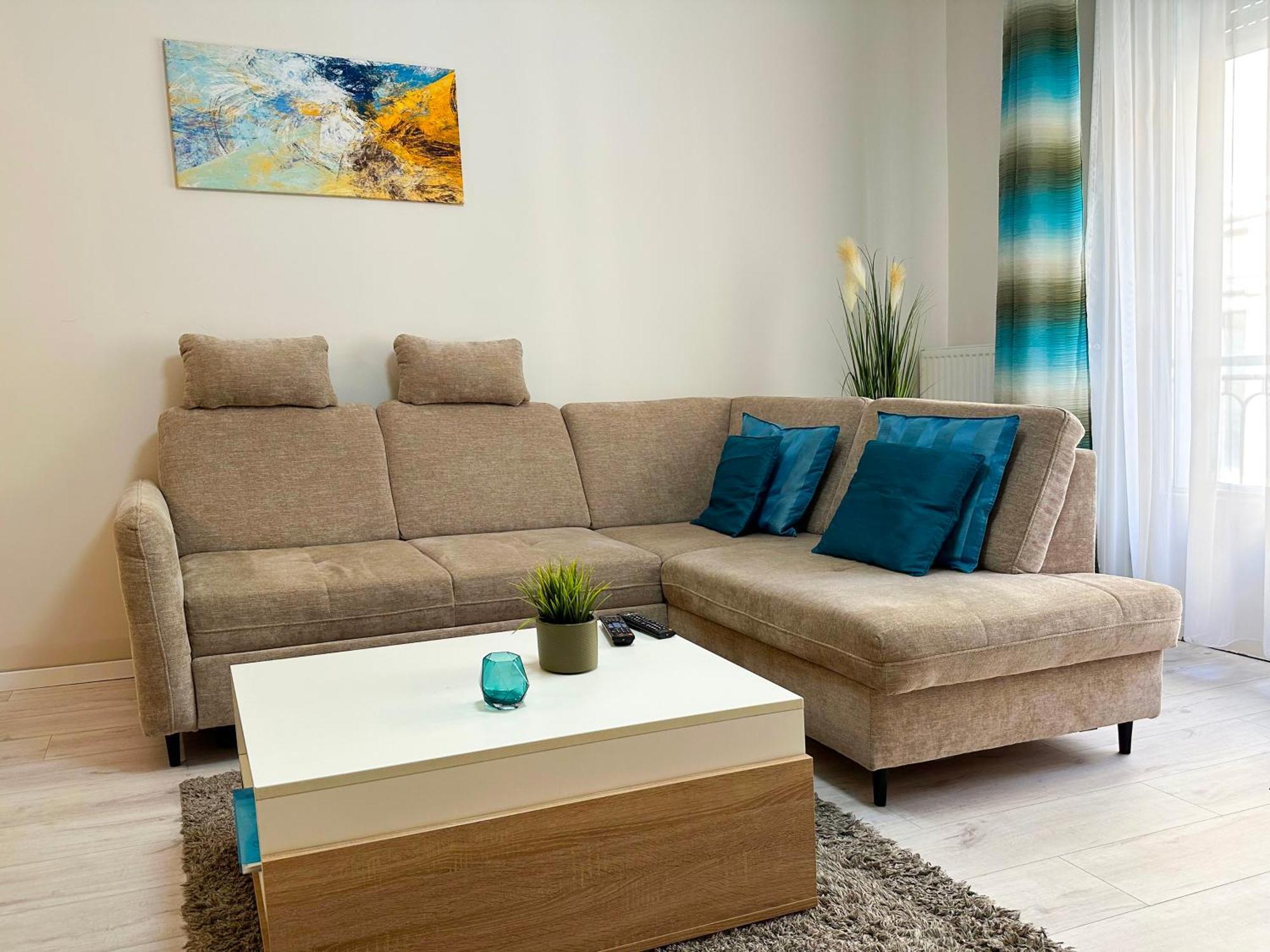 Asboth Taylor Appartement *