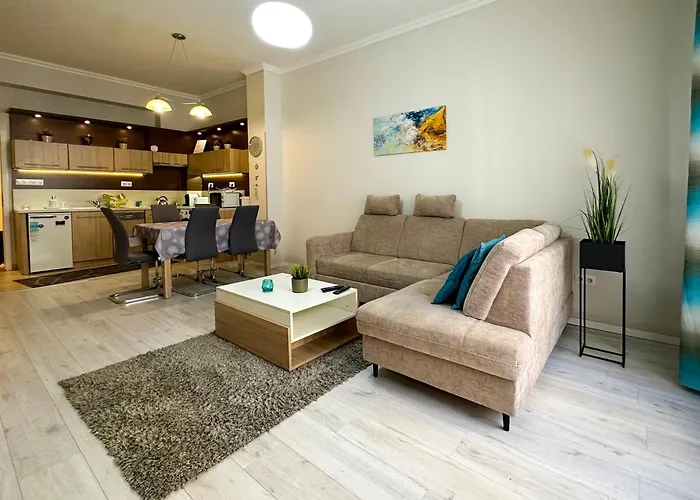 Asbóth Taylor Apartment