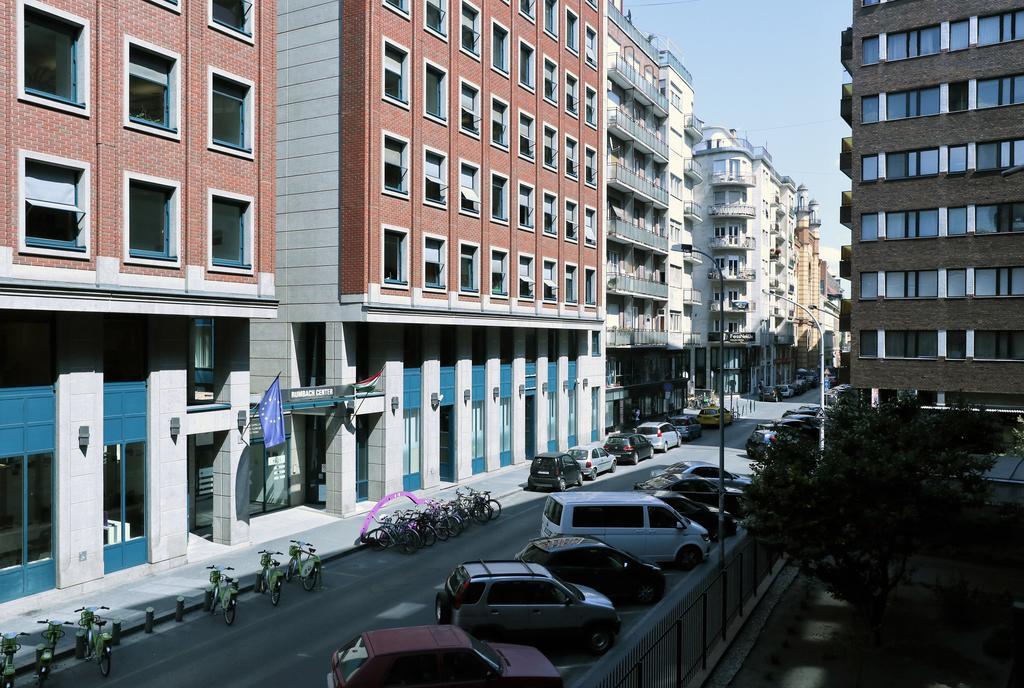 Asbóth Taylor Apartman *